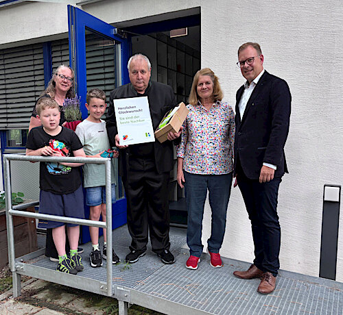 Neuer „Bester Nachbar“ ausgezeichnet – Stadt Puchheim würdigt nachbarschaftliches Engagement